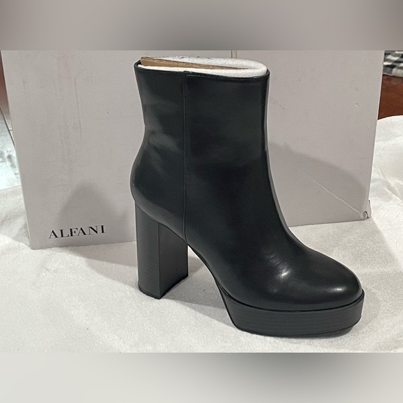 Alfani Galsuenda Platform Black Smooth Heeled Ankle Boots Sz 6.5 BNWB - Picture 8 of 9